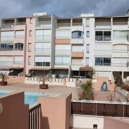 Port Richelieu 4 아그